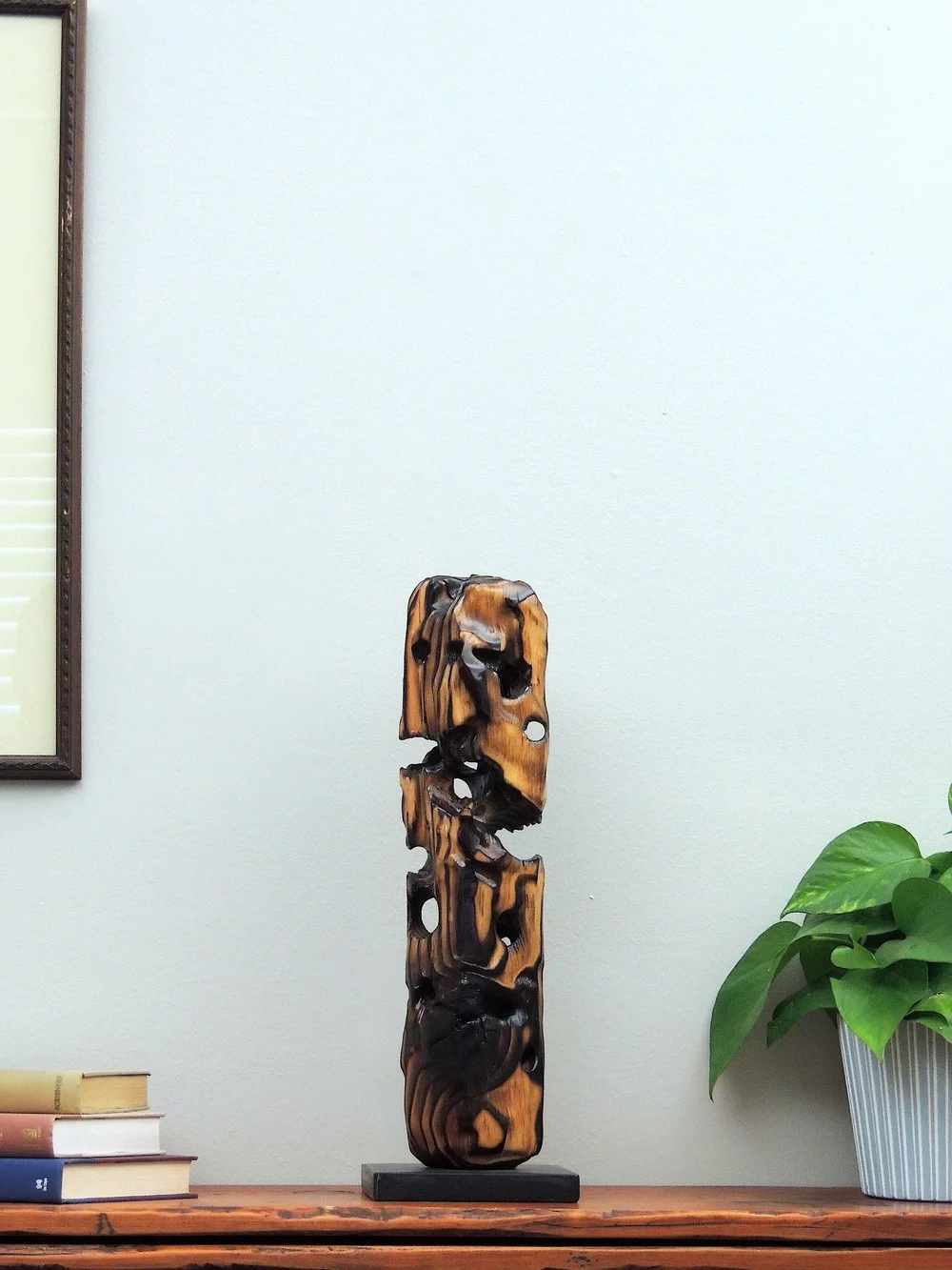 Shou Sugi Ban Wood Decorative Art Sculpture - Lyss 0001 — Korzen